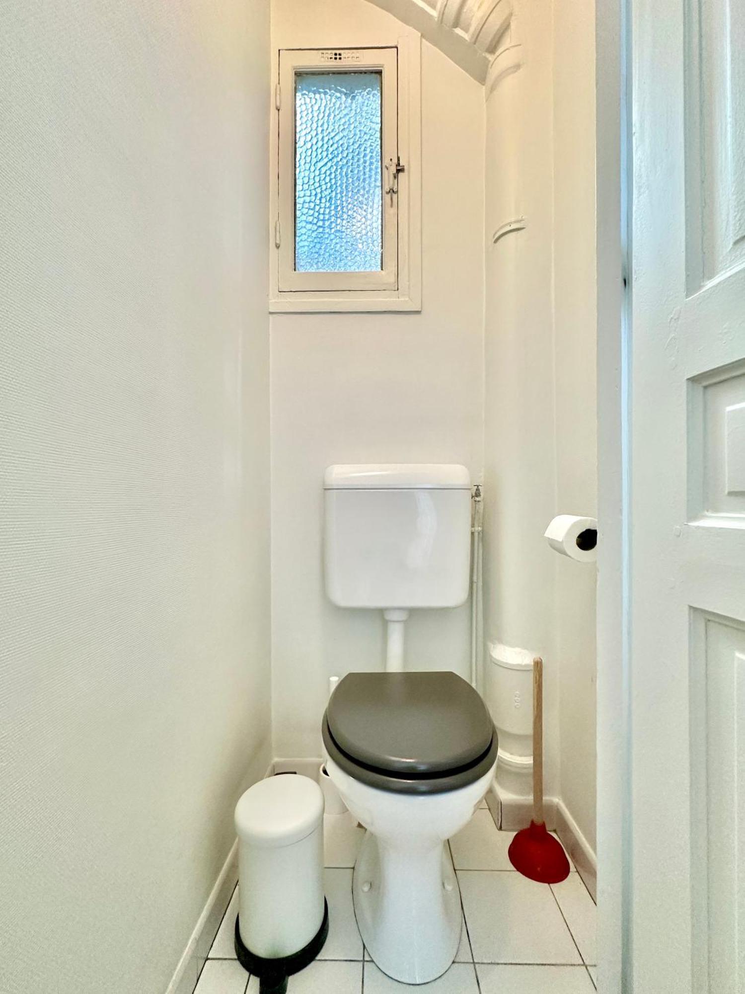 Spacious Near Montparnasse Bausset 6th Apartamento Paris
